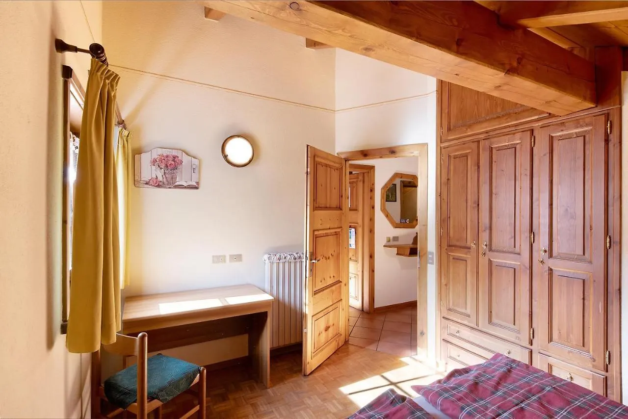 Baita Campacc Crap Dala Pare Apartment Livigno