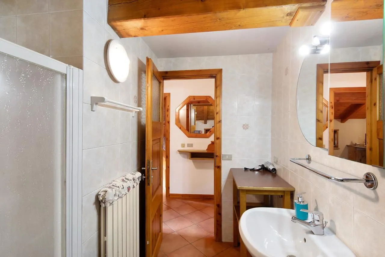 Baita Campacc Crap Dala Pare Apartment Livigno